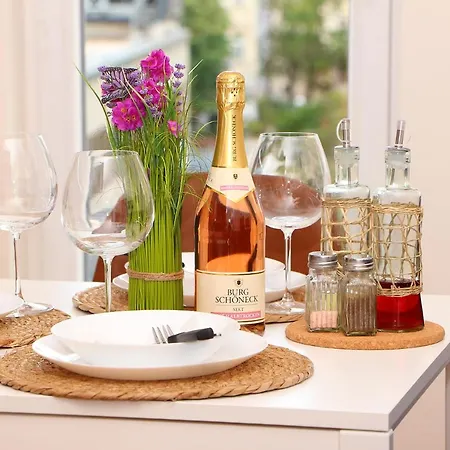 Apartment Shik & Chic In The Heart Of # 5min From # New