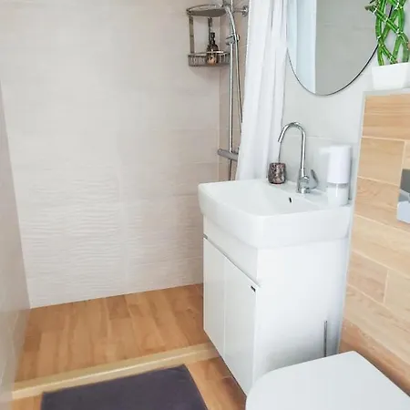 Apartment Shik & Chic In The Heart Of # 5min From # New *