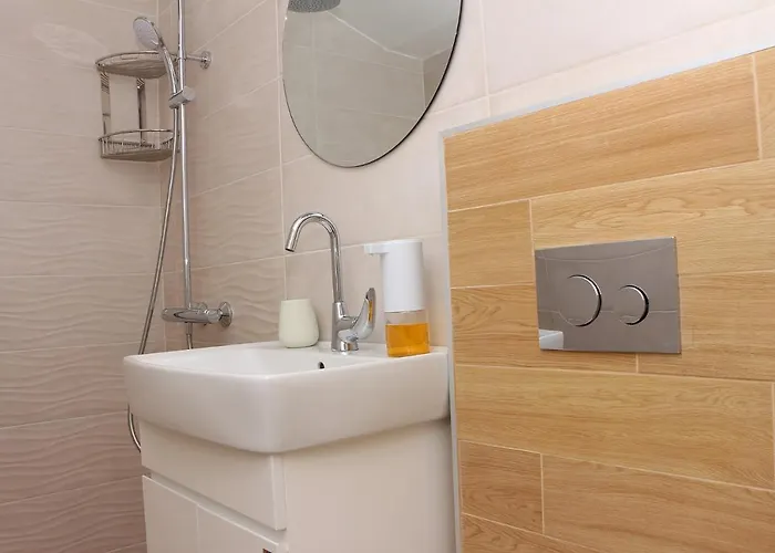 Διαμέρισμα Shik & Chic In The Heart Of # 5min From Μπουργκάς