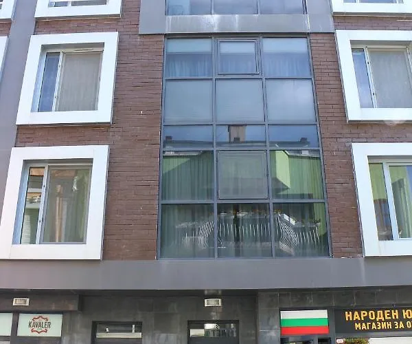 Shik & Chic In The Heart Of # 5min From *